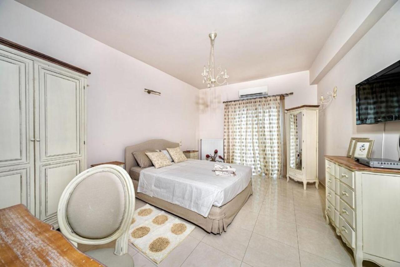 Ioannas Luxury Apartment In Istron Kalo Chorio  エクステリア 写真
